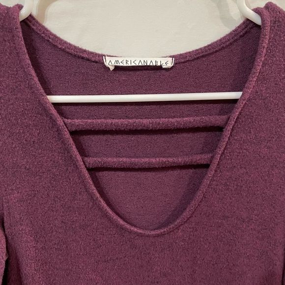 AMERICAN ABLE
Sheeran Bar Detail Hacci‎ Knit Top - Picture 5 of 8